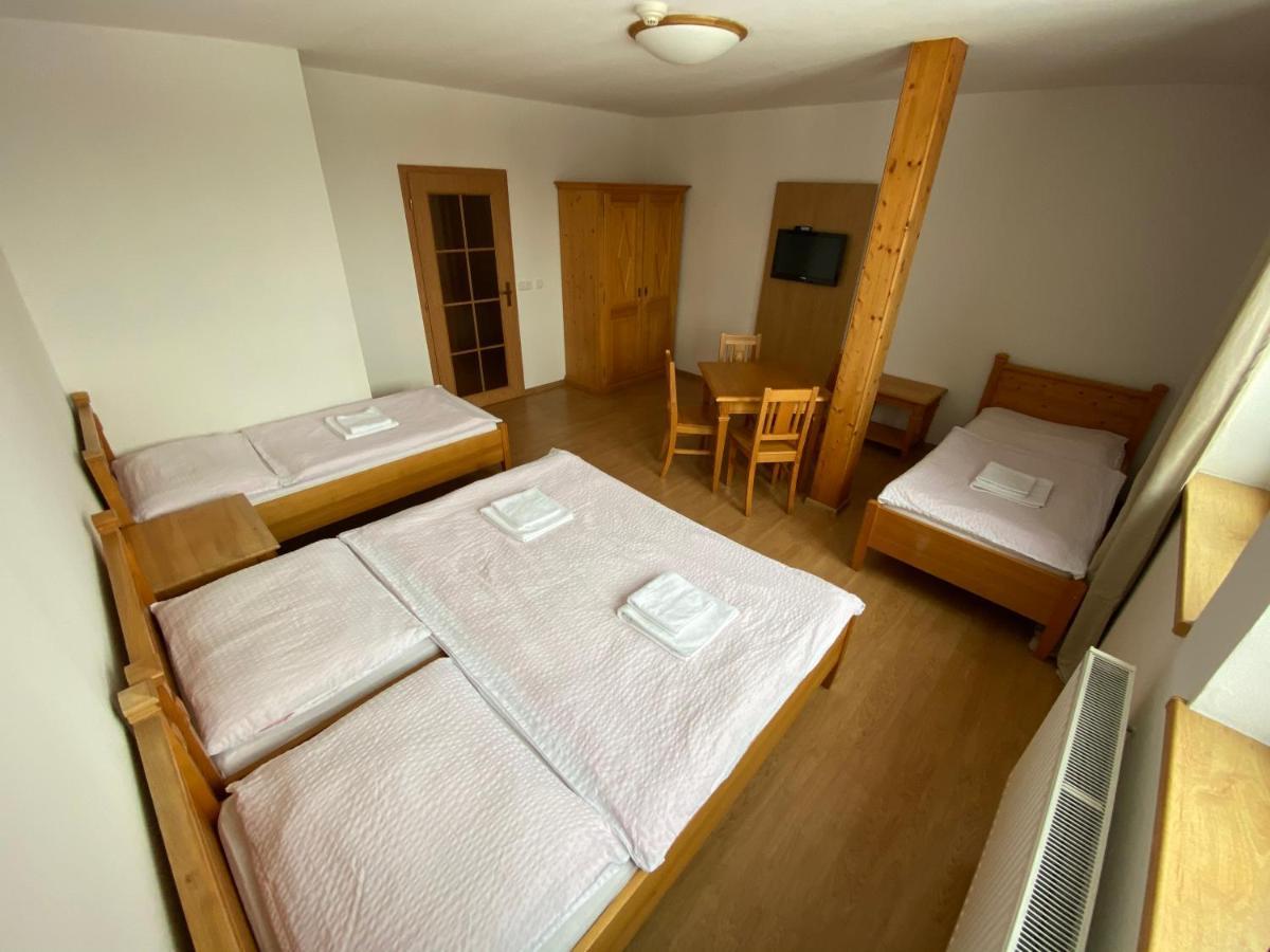 Hotel Zlaty Chlum Ceska Ves ภายนอก รูปภาพ