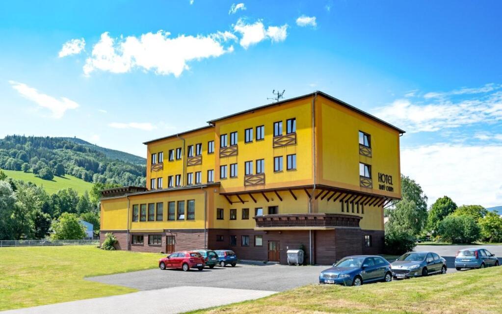 Hotel Zlaty Chlum Ceska Ves ภายนอก รูปภาพ