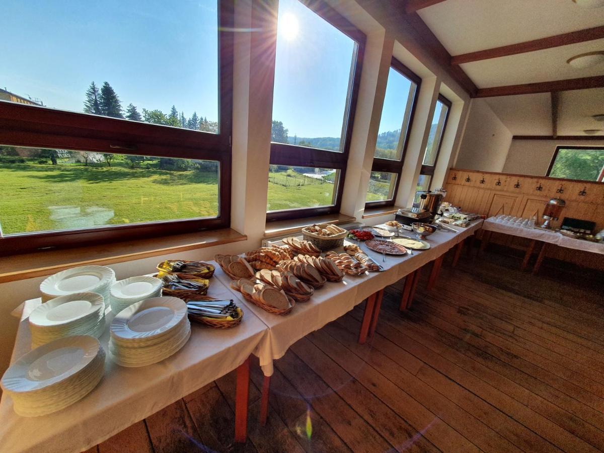 Hotel Zlaty Chlum Ceska Ves ภายนอก รูปภาพ