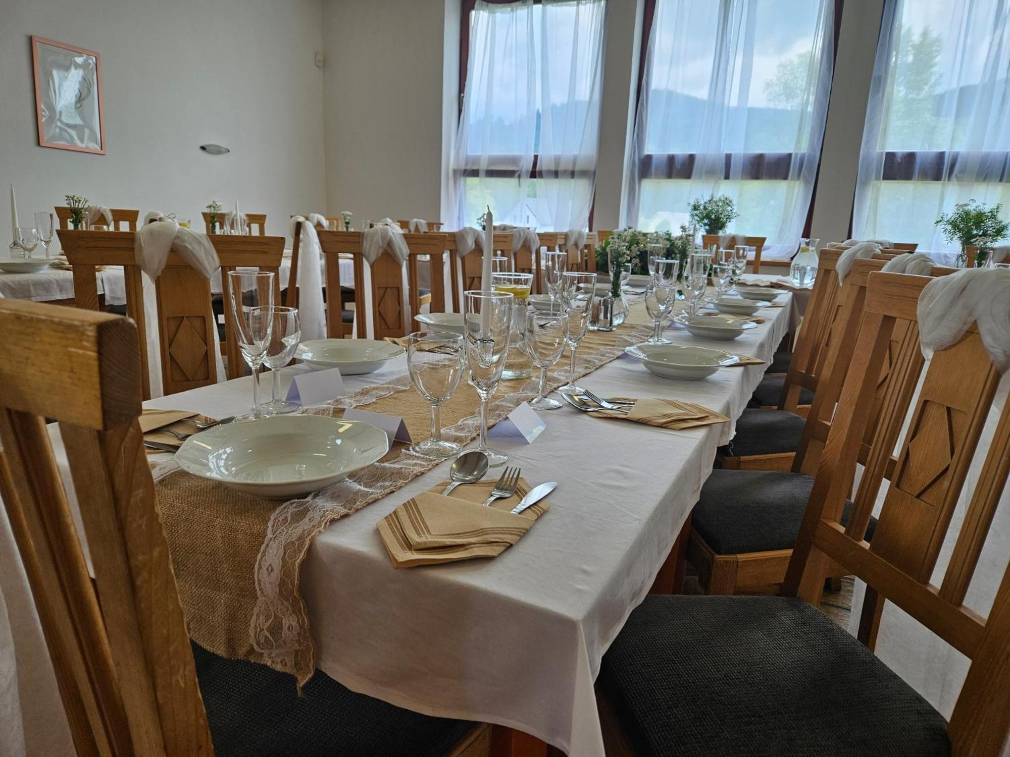 Hotel Zlaty Chlum Ceska Ves ภายนอก รูปภาพ