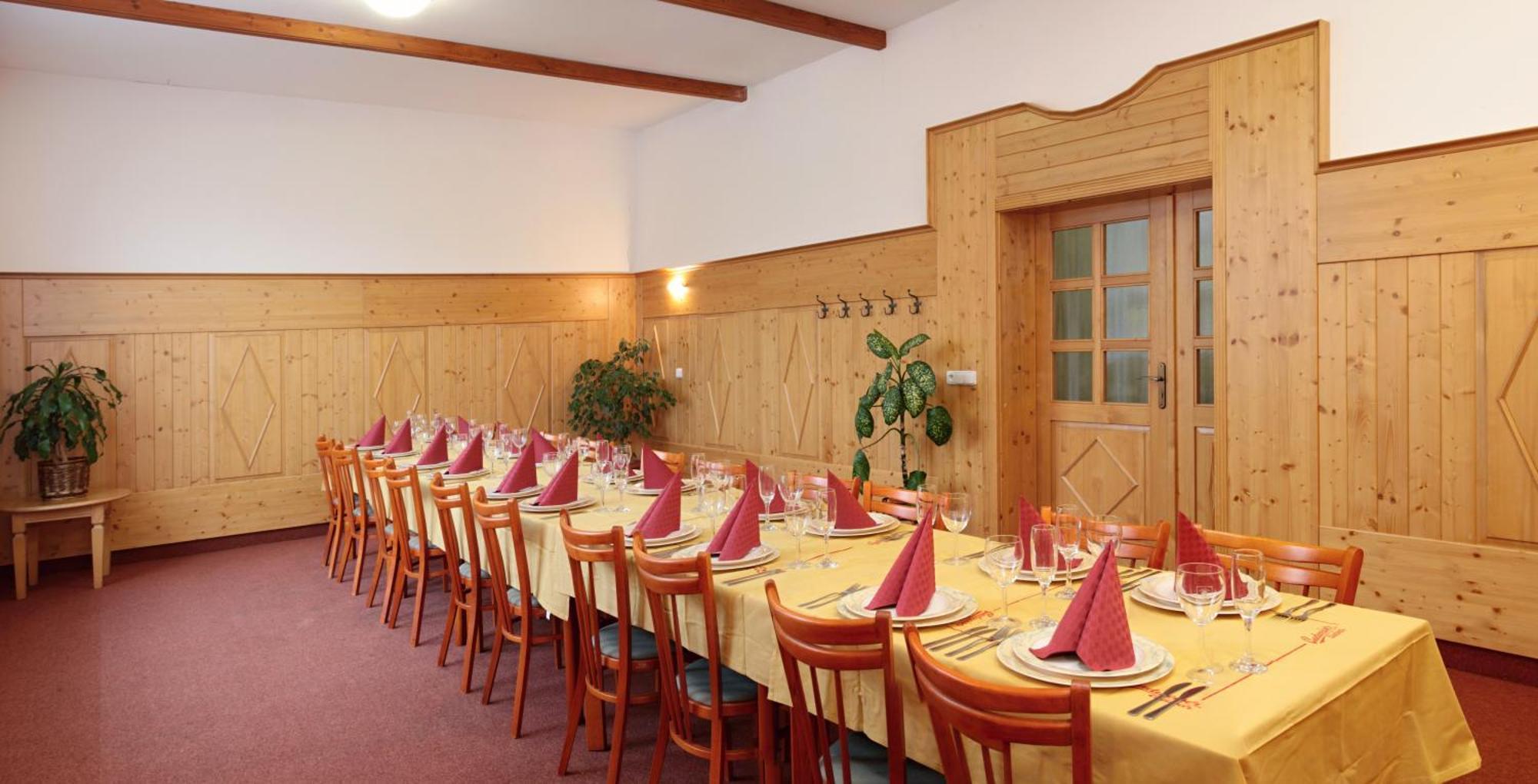 Hotel Zlaty Chlum Ceska Ves ภายนอก รูปภาพ