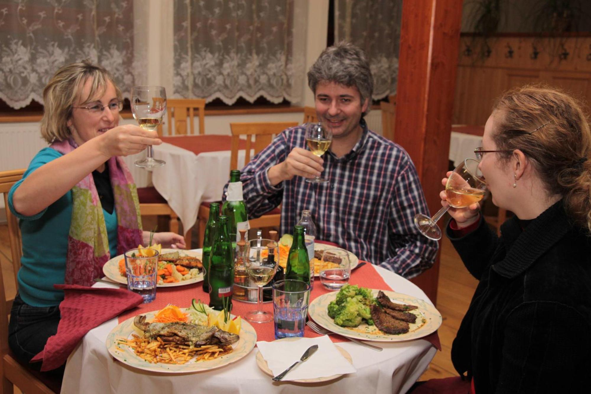 Hotel Zlaty Chlum Ceska Ves ภายนอก รูปภาพ
