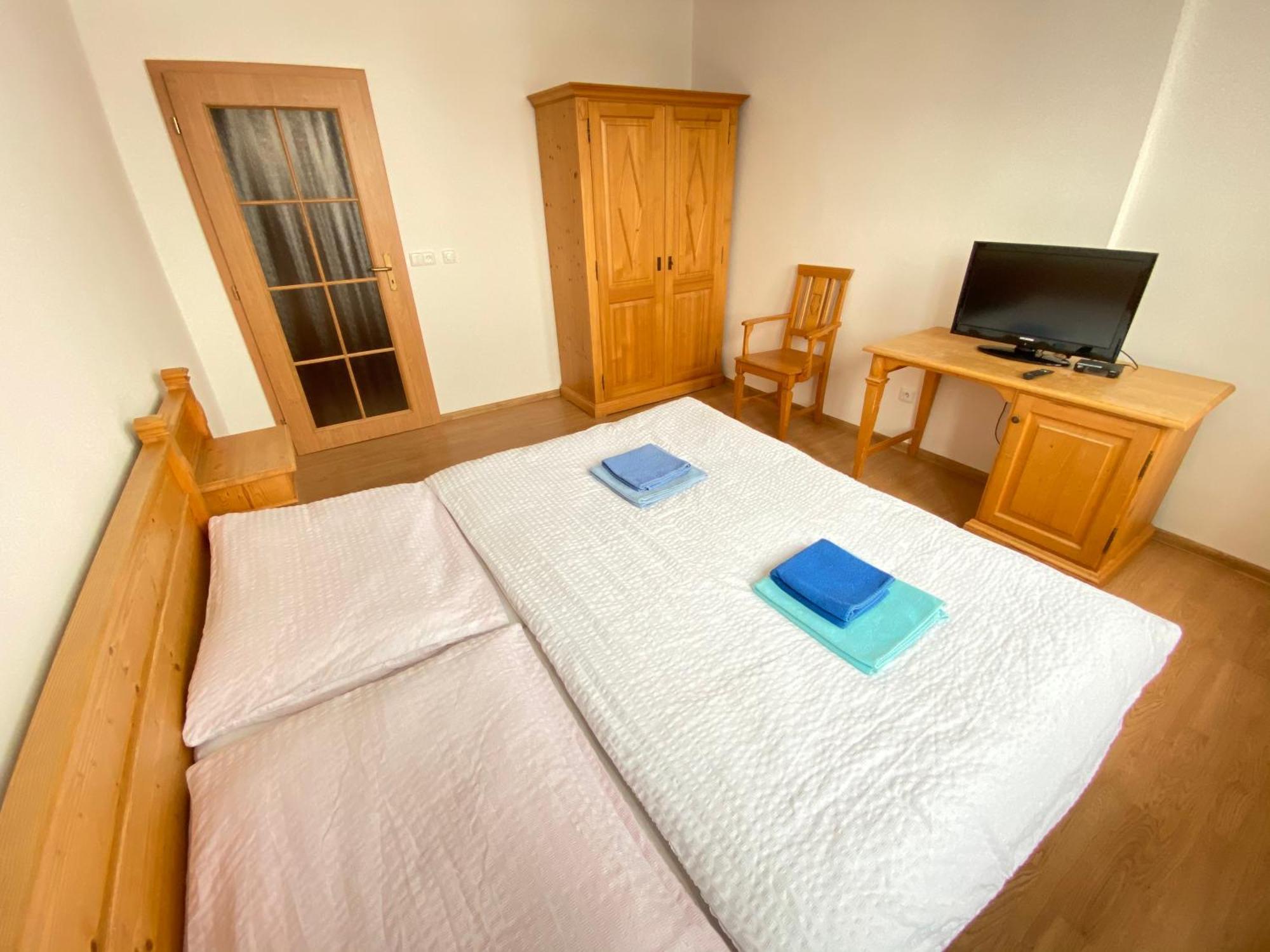 Hotel Zlaty Chlum Ceska Ves ภายนอก รูปภาพ
